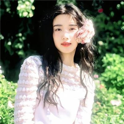 比耶稣更陌生 封面